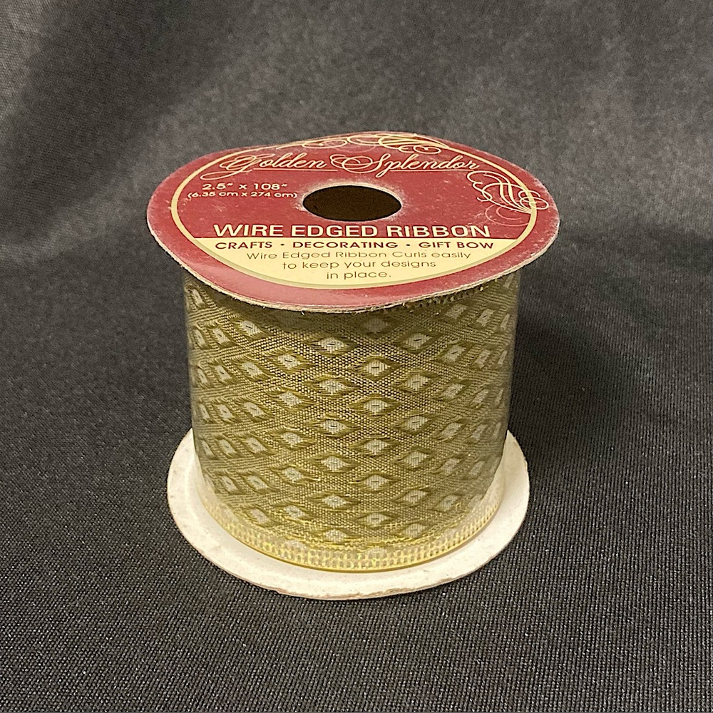 💘 Vintage Golden Splendor Metallic Gold Wire Edged Gift Ribbon 2.5” x 108”